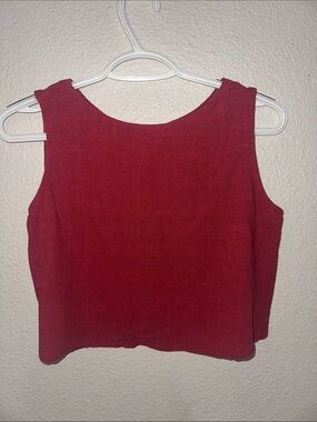 Sleek Ribbed Crop Tank - Burgundy
